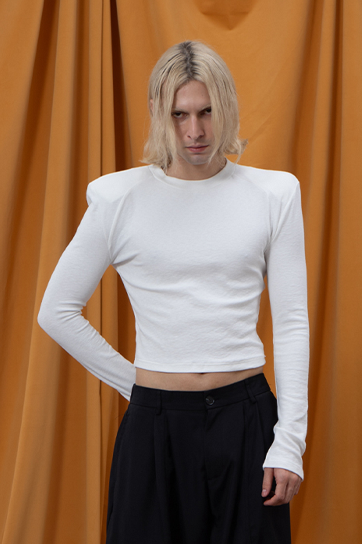 CLP Shoulder-Padded Cropped Long-Sleeve Tee
