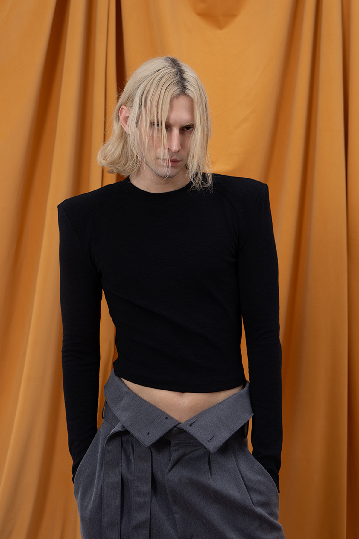 CLP Shoulder-Padded Cropped Long-Sleeve Tee