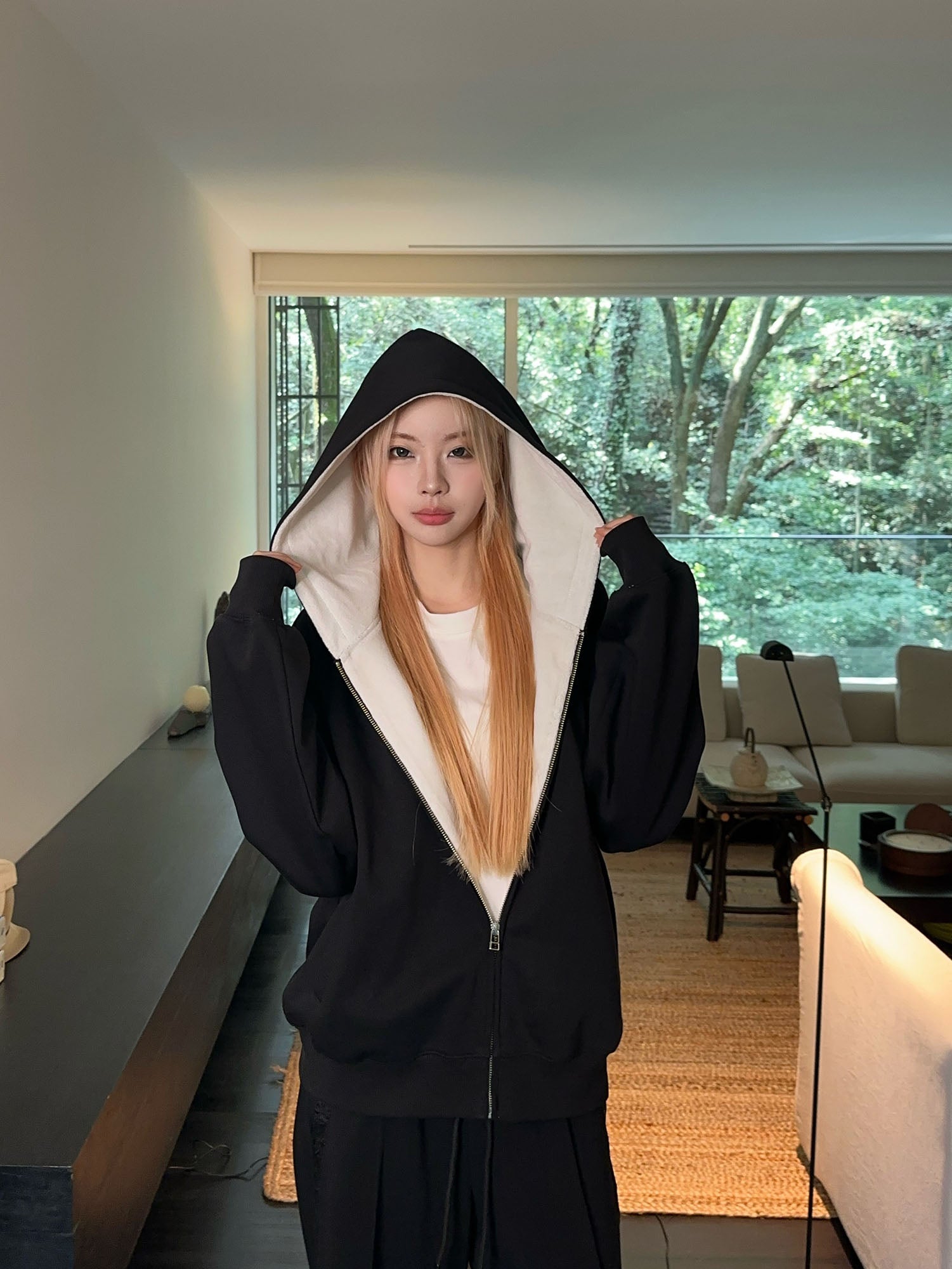 OKAYTHXBYE Essential Sherpa-Lined Boxy Zip Hoodie