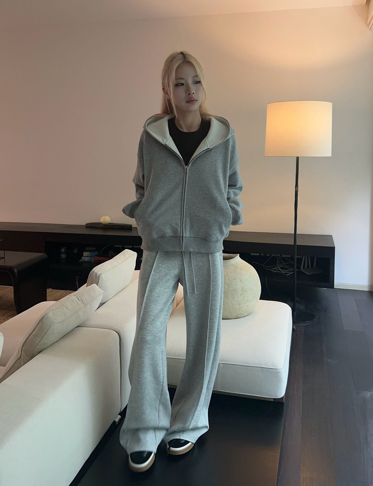 OKAYTHXBYE Essential Sherpa-Lined Boxy Zip Hoodie