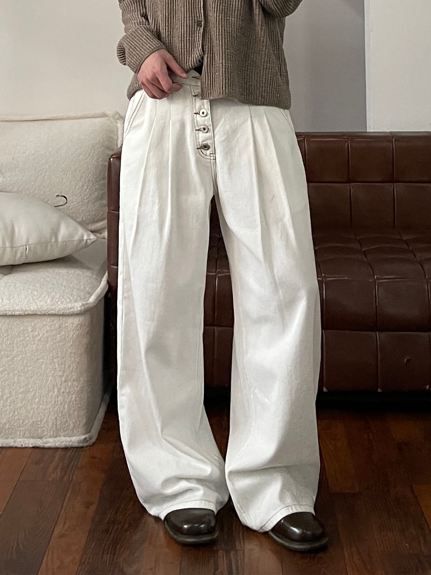 OKAYTHXBYE Classic Pleated Wide-Leg Jeans