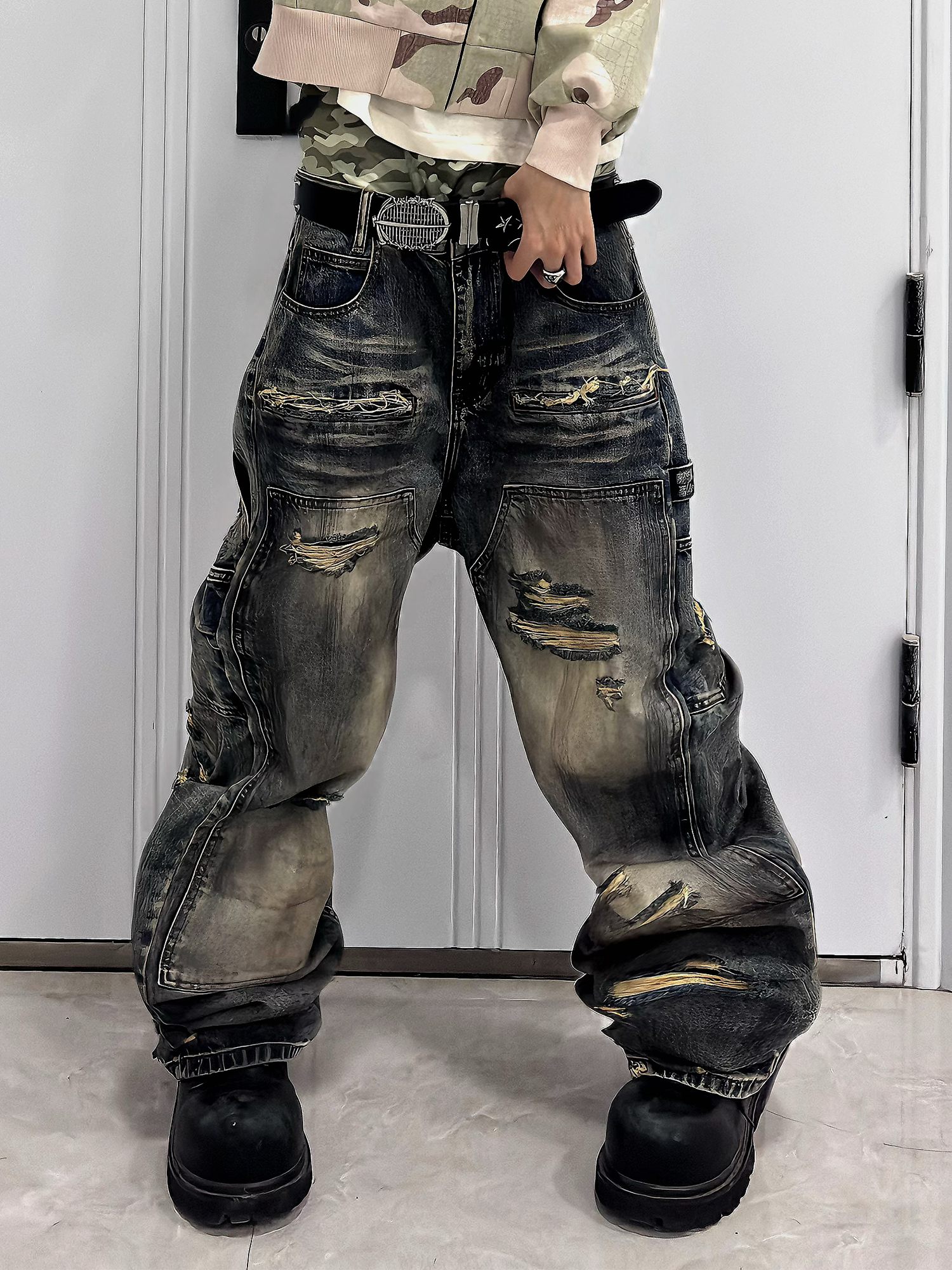 TH4SWE Distressed Heavy-Wash Wide-Leg Jeans