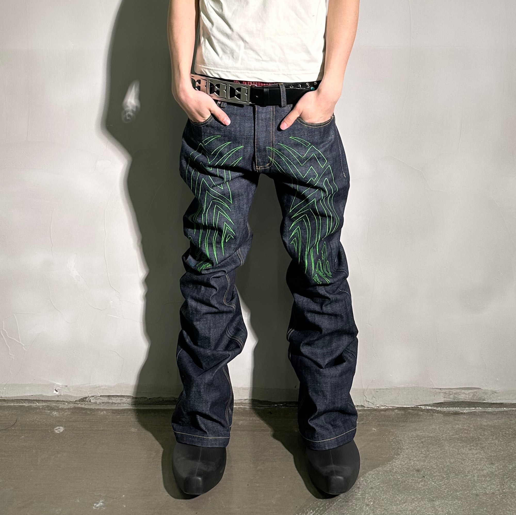 PCCVISION Contrast-Stitch Embroidered Raw Jeans