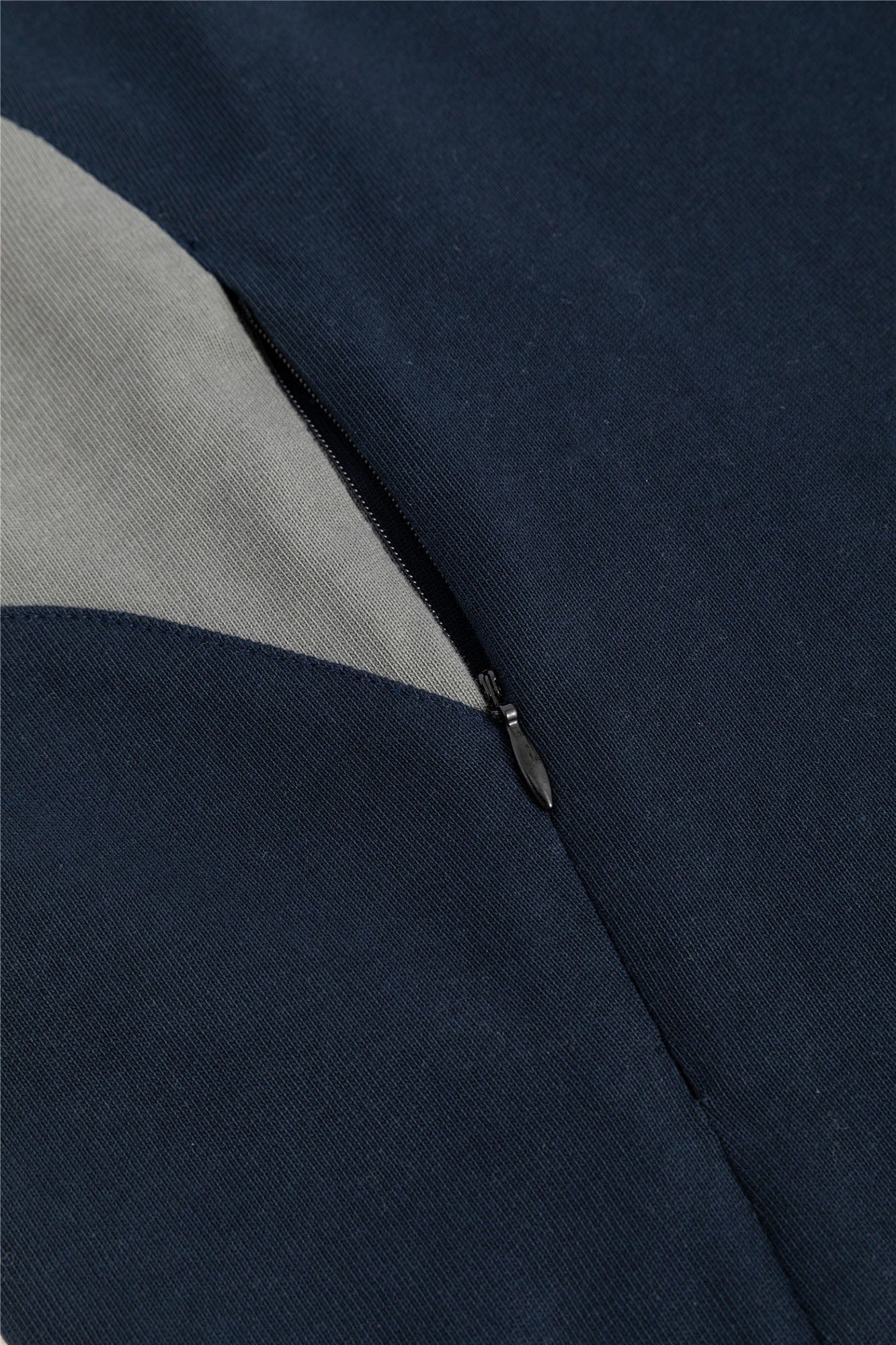 CATSSTAC Contrast Panel Half-Zip Oversized T-Shirt, premium urban and streetwear designers apparel on PROJECTISR.com, CATSSTAC