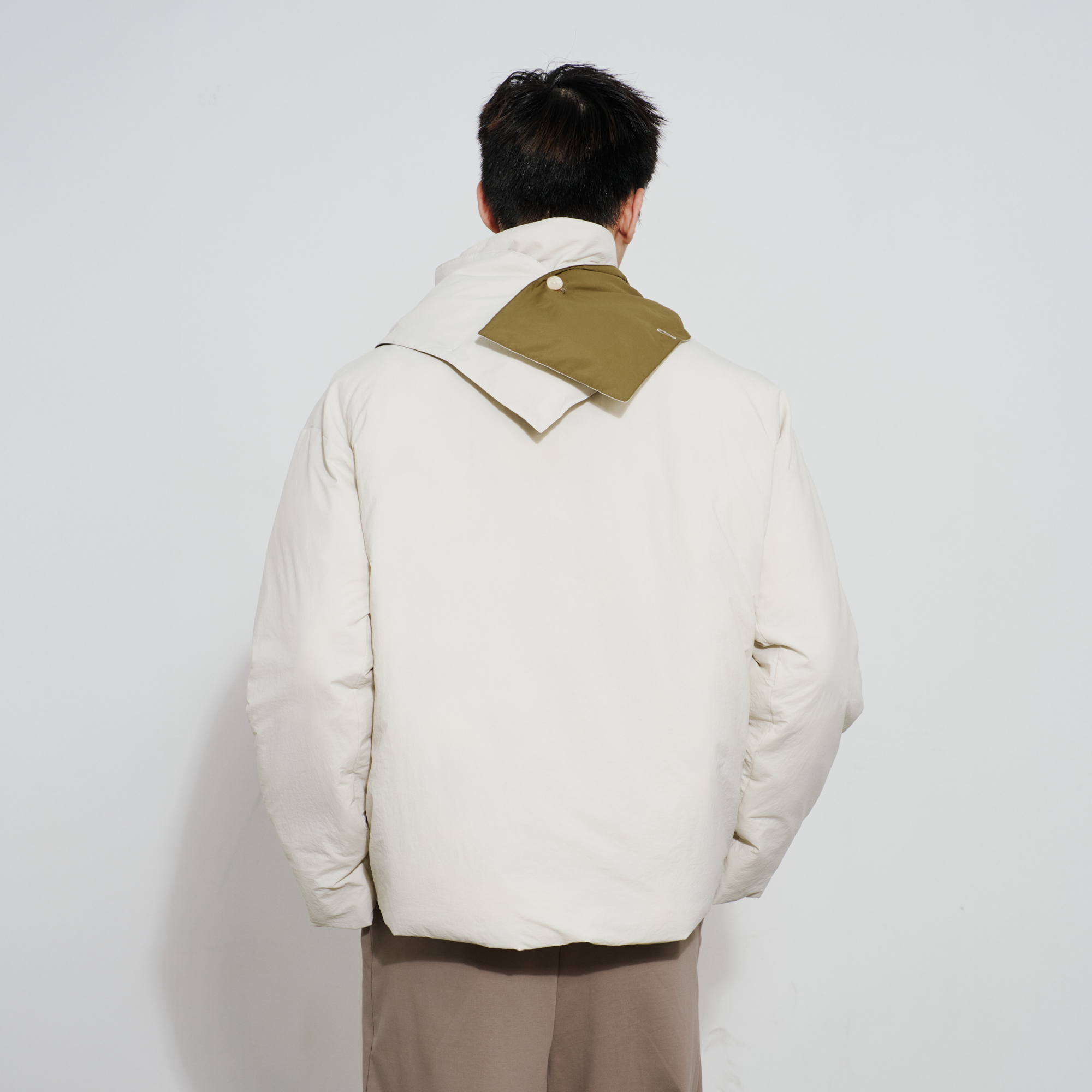 SAME FLOW Layered Contrast Placket Puffer Jacket