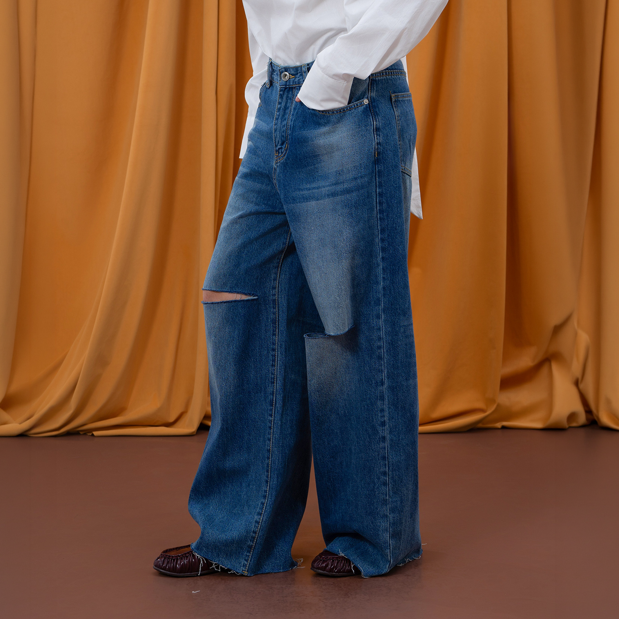 CLP Washed Distressed Raw-Edge Wide-Leg Jeans