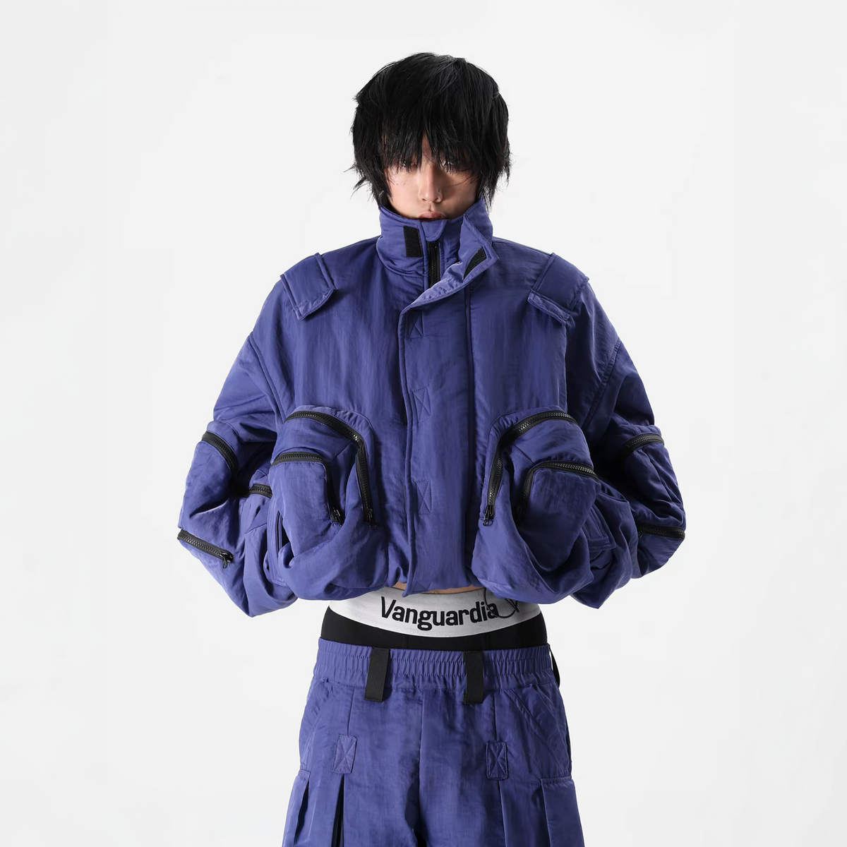 VANGUARDIA Multi-Pocket Cropped Puffer Jacket
