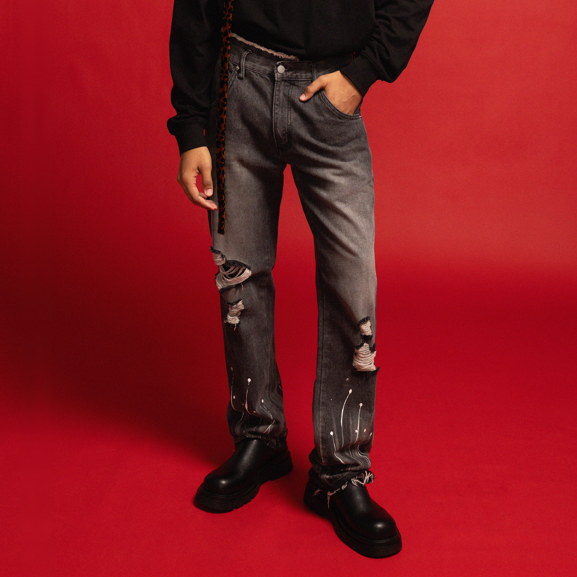 REDH Washed Paint-Splattered Distressed Jeans