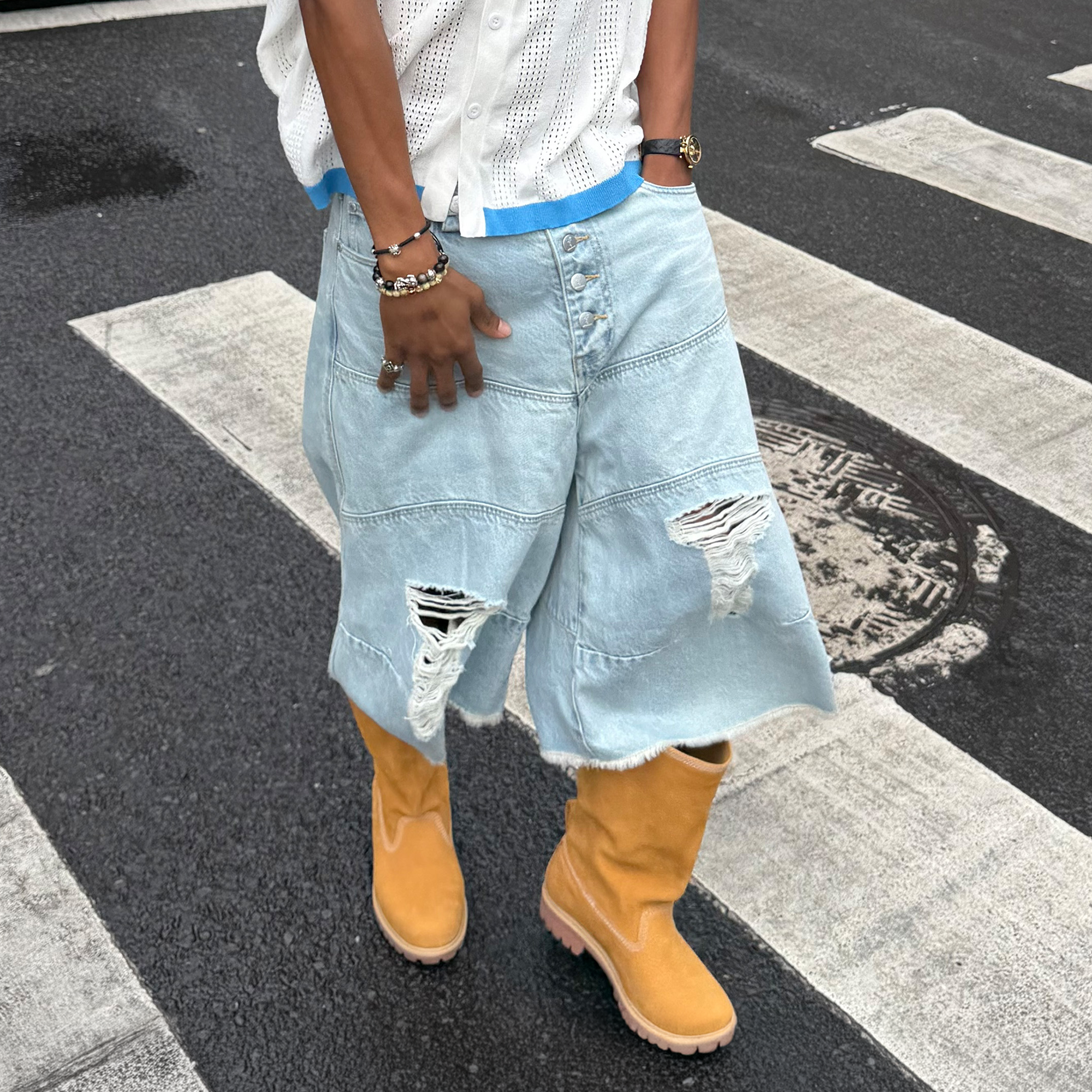 STEEPC Distressed Washed Raw-Edge Denim Shorts