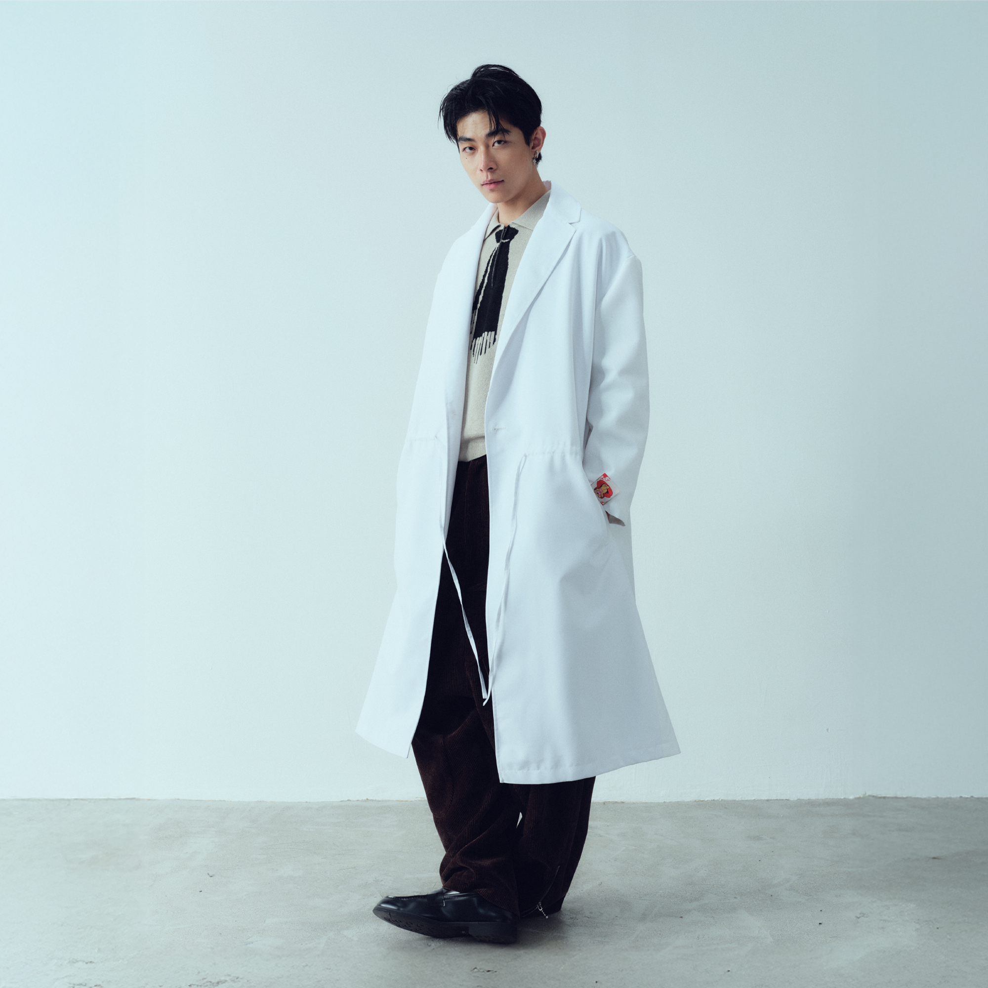 KADAKADA Bear-Tag Waist-Drawstring Trench