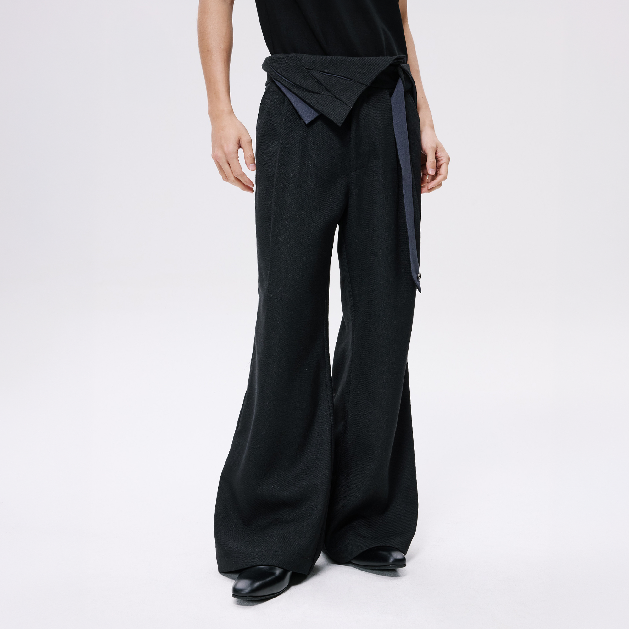 ALVNG AR ANTS Detachable Contrast Waist Tie Pleated Trousers