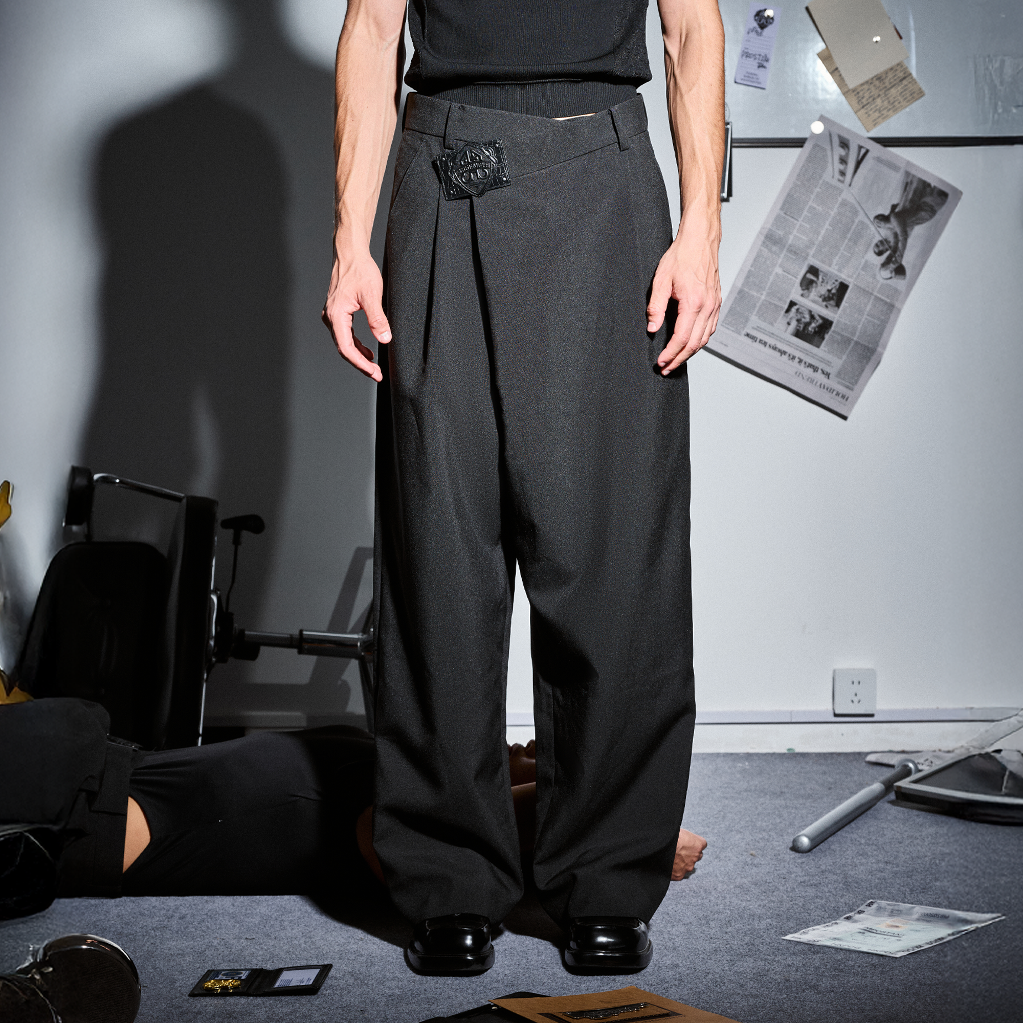 455EMBLE Asymmetric Waist Patch Wide-Leg Trousers