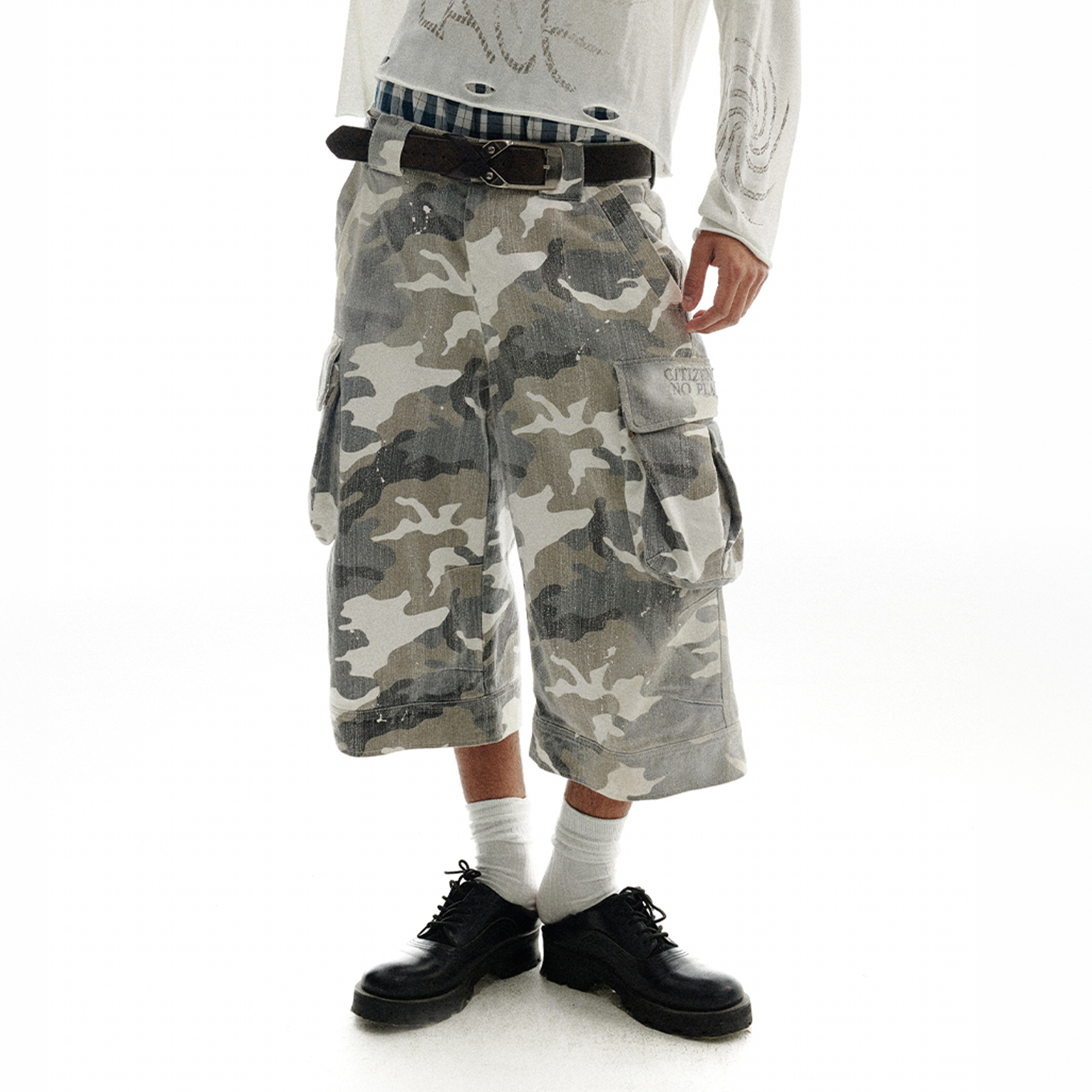 CONPCONP Distressed Spray-Dye Camo Shorts