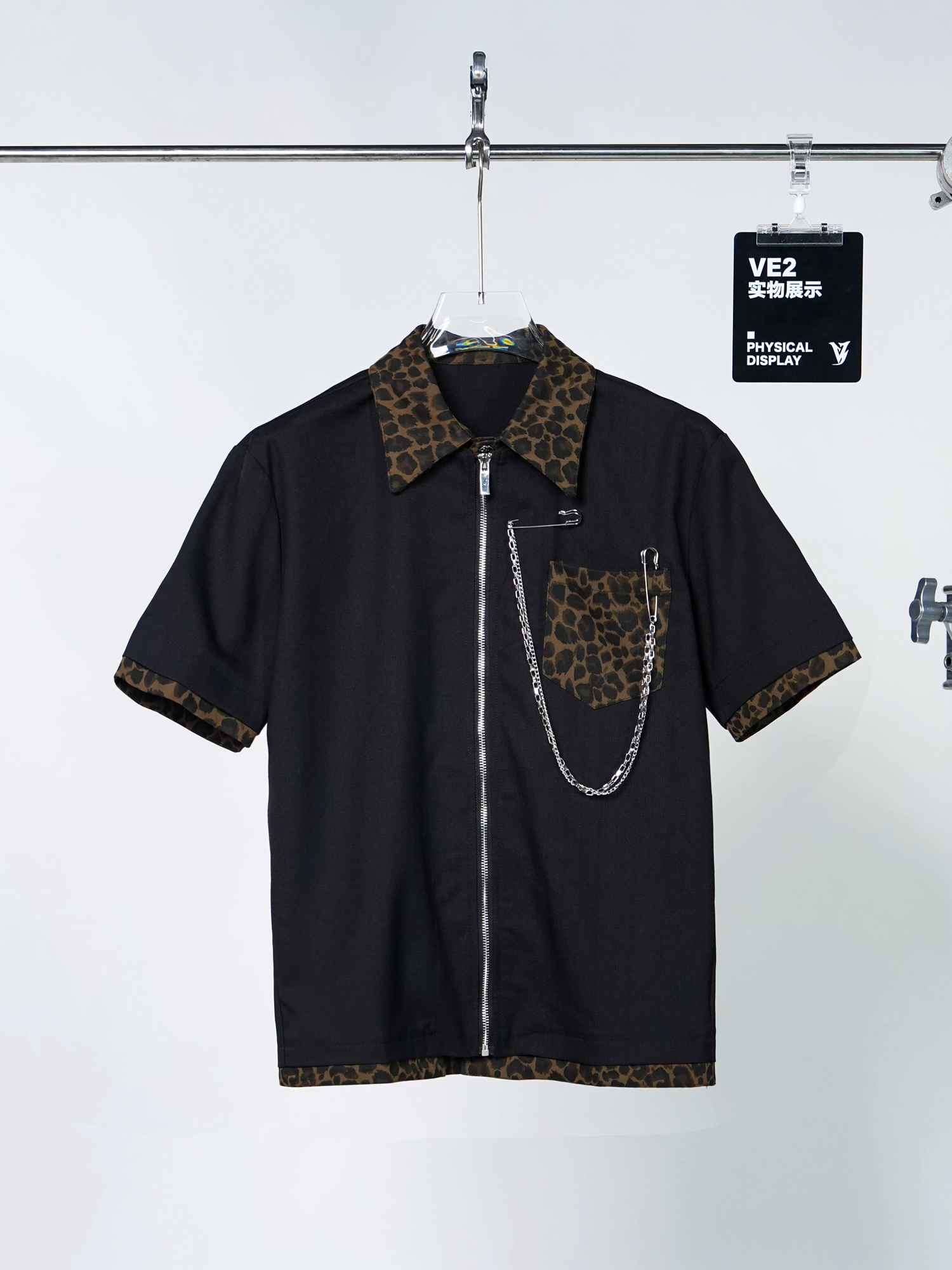 VE2 Leopard Layered Chain Short-Sleeve Jacket