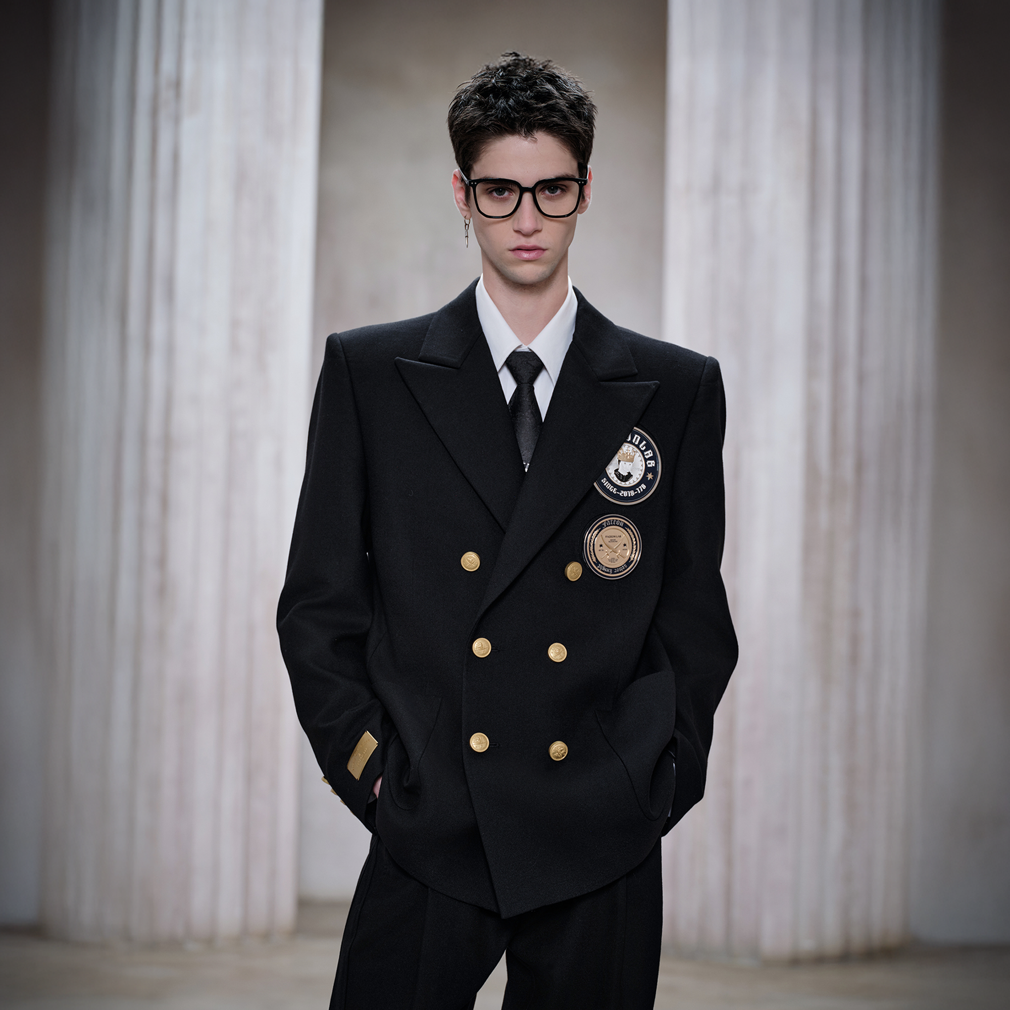 FACEONLAB Badge-Patch Double-Breasted Blazer