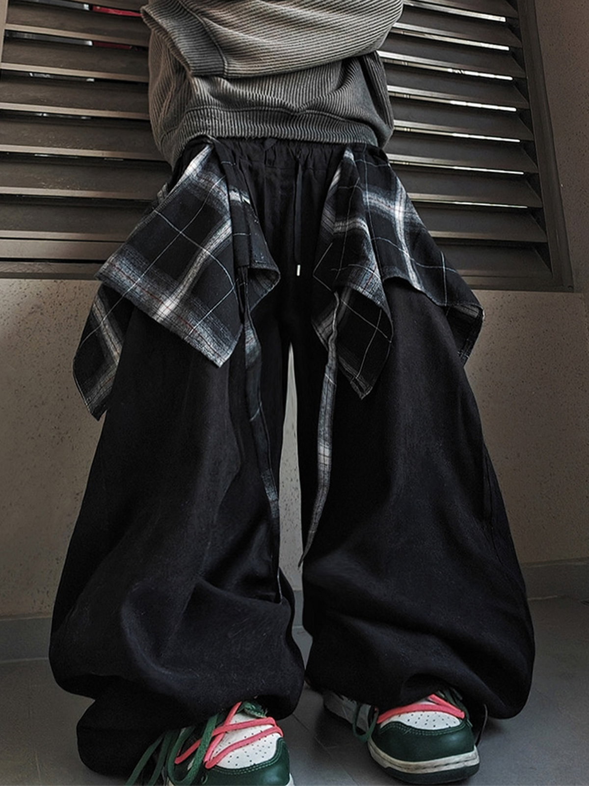 UUCSCC Layered Plaid Wide-Leg Jogger Pants