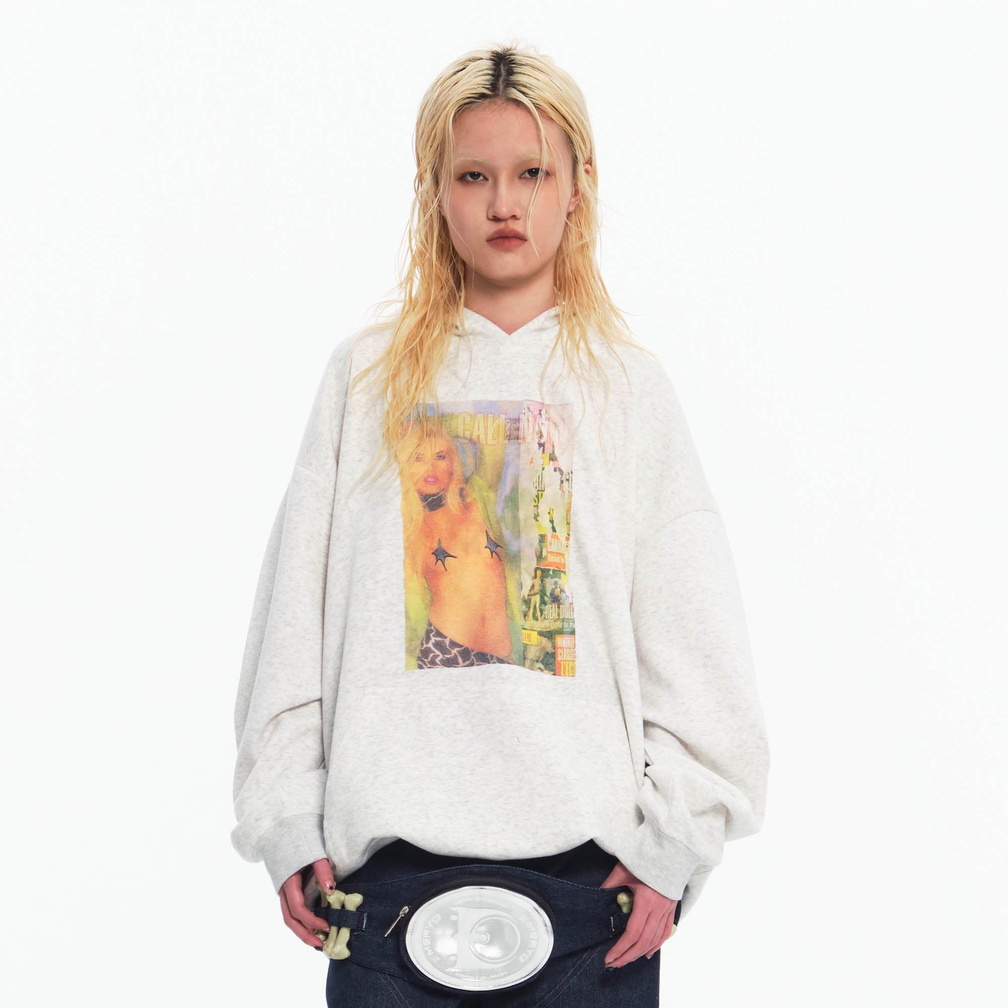 EMBRYO Rebel Girl Graphics Oversized Hoodie