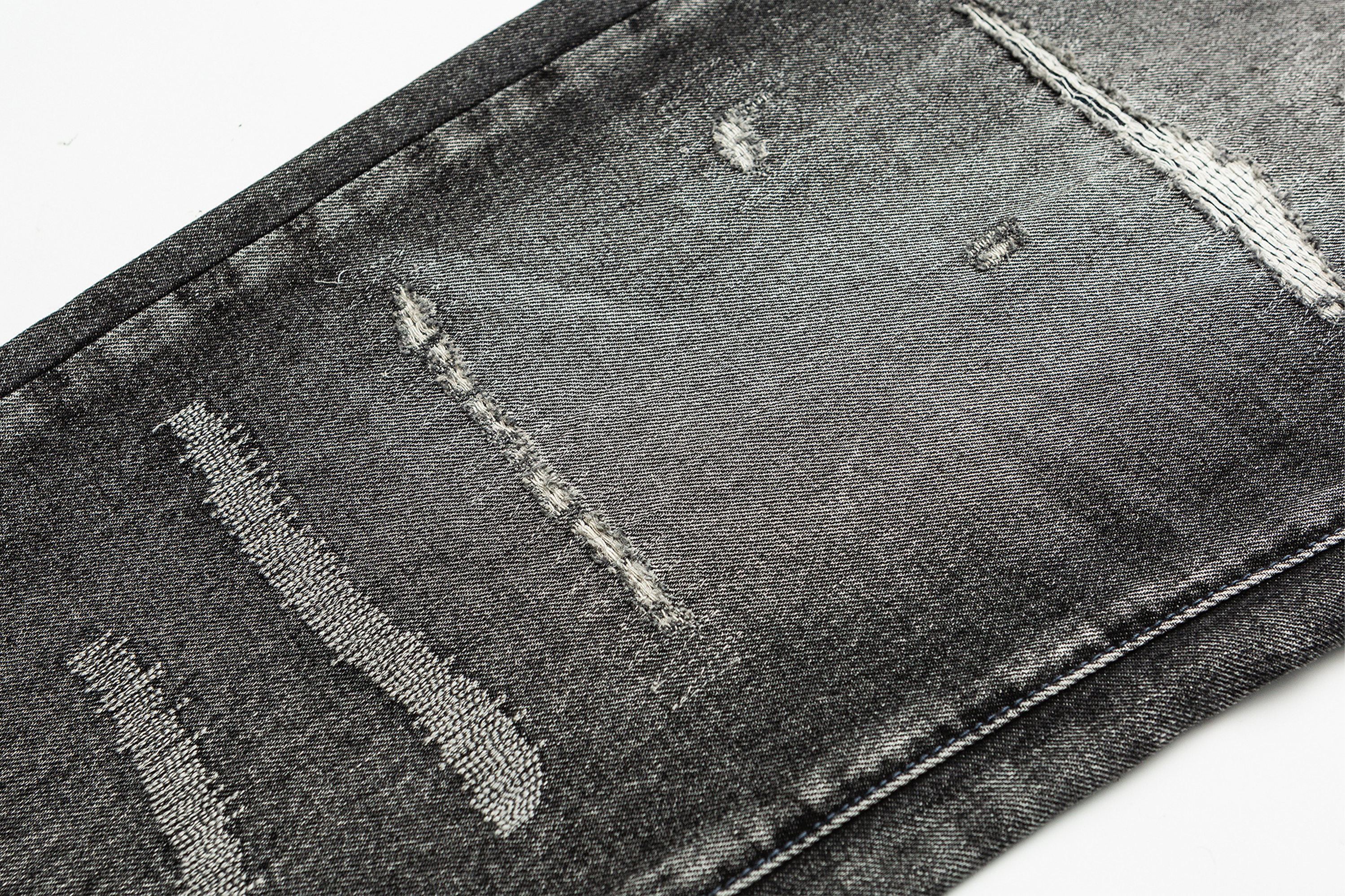 ME DA IGUAL Washed Destroyed Patch Straight-Leg Jeans