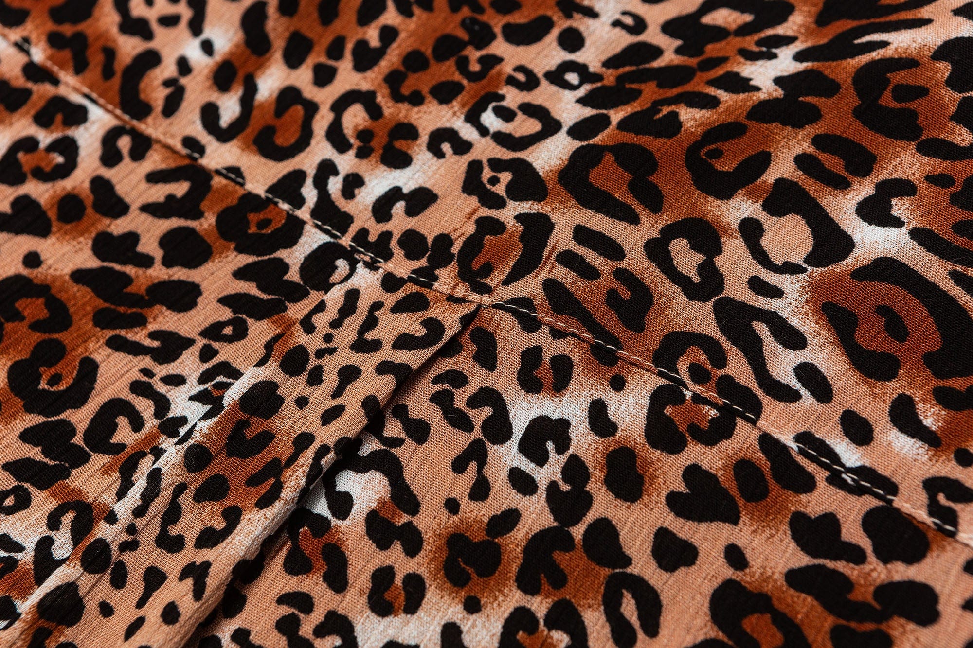 ME DA IGUAL Classic Leopard Full-Print Half Shirt, premium urban and streetwear designers apparel on PROJECTISR.com, ME DA IGUAL