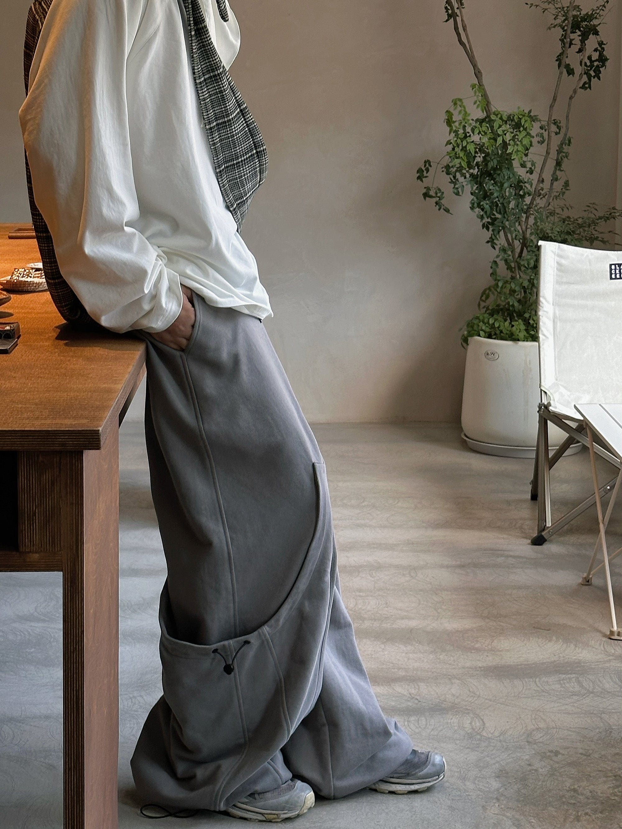 RELABEL Double-Layered Baggy Pants