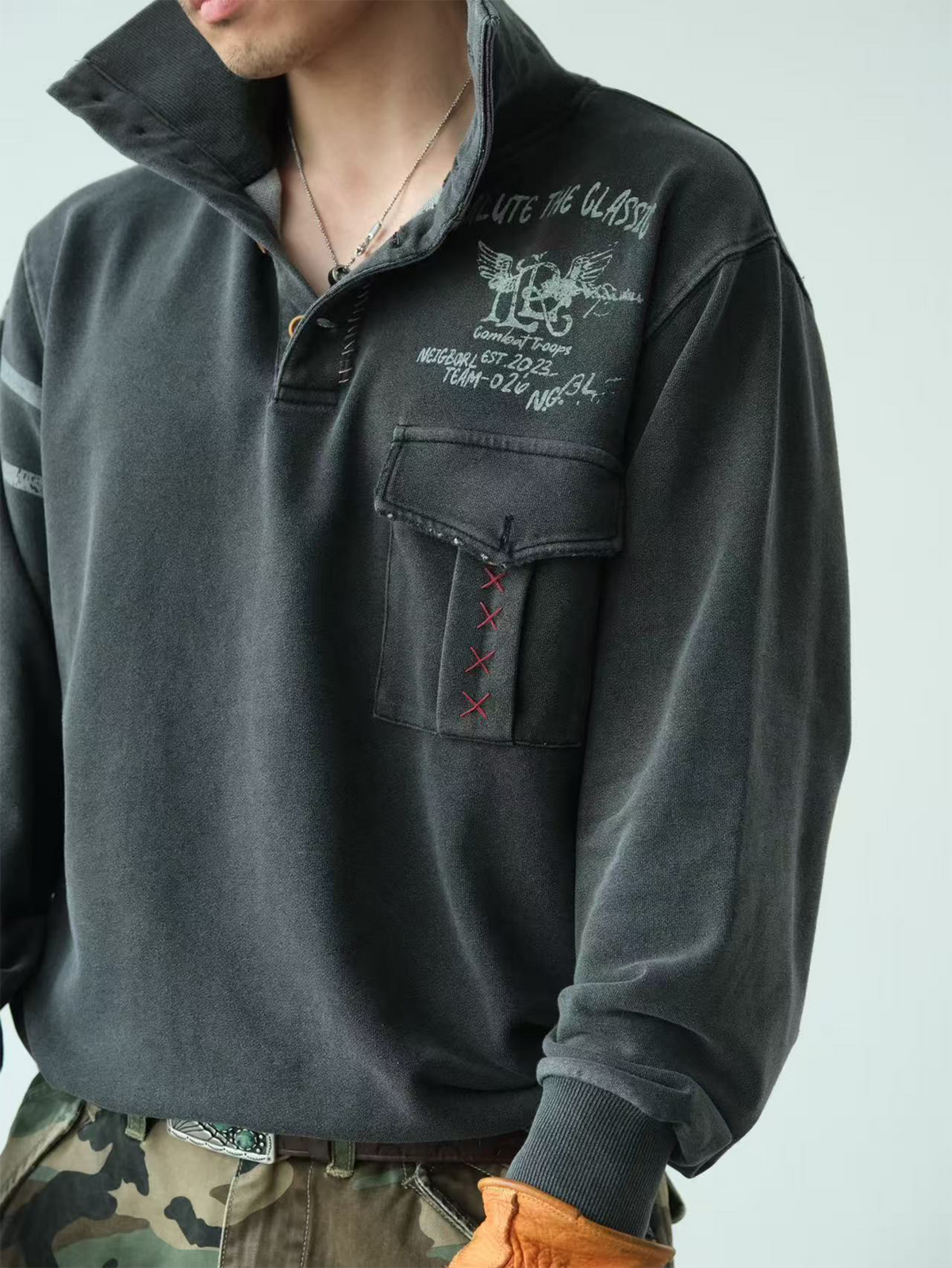 NEIGBORL Retro Graphic Washed Stand-Collar Sweatshirt