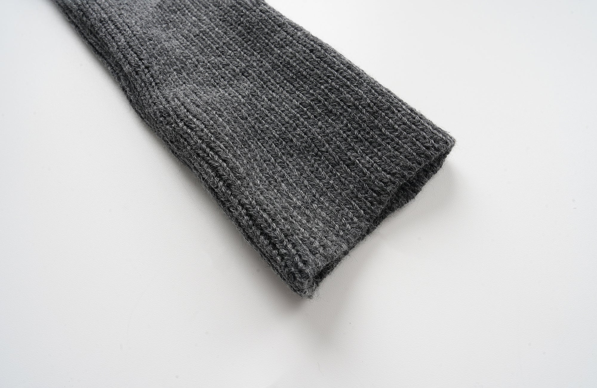 CLP Faux-Fur Trim Cable-Knit Cropped Cardigan