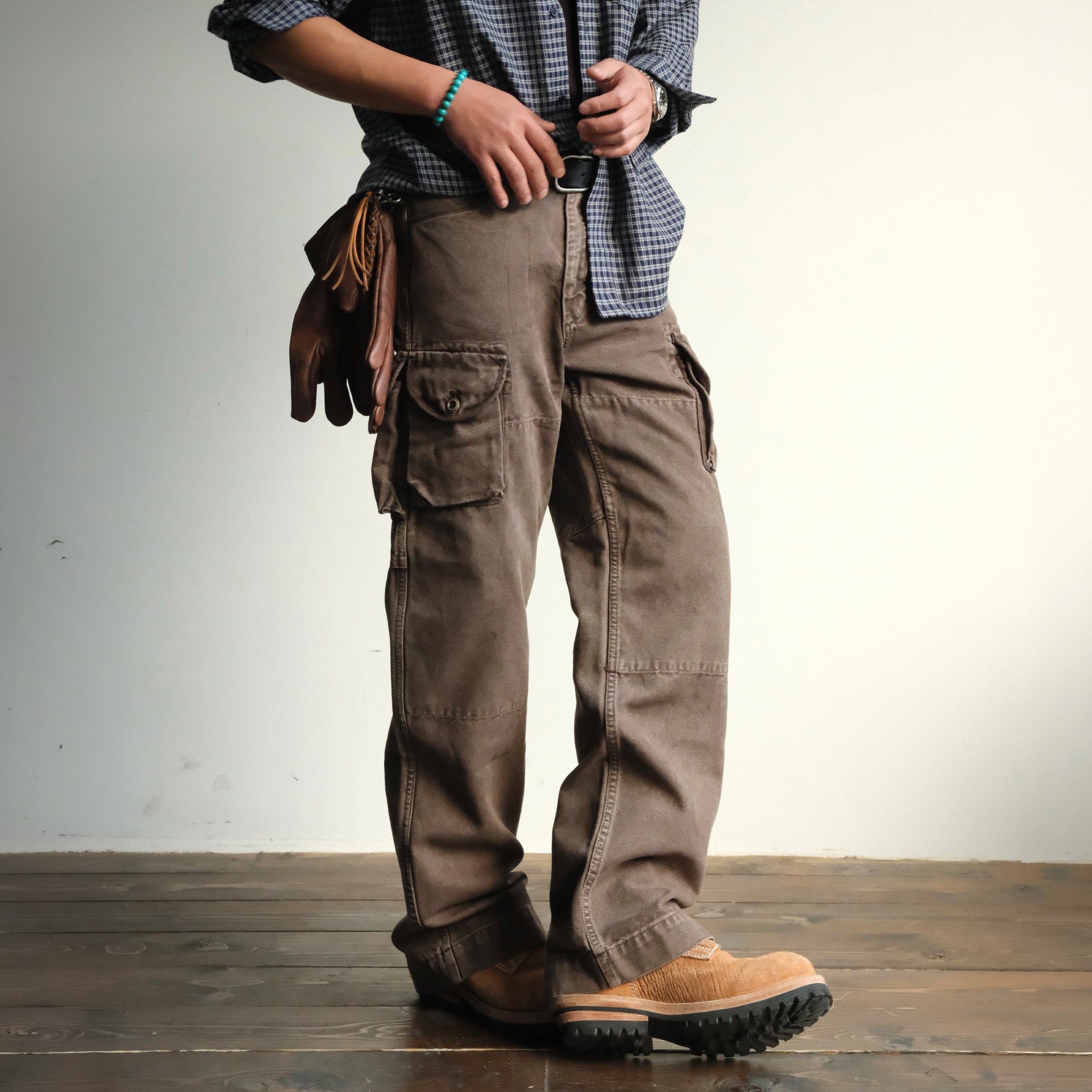 NEIGBORL Washed Multi-Pocket Gradient Cargo Pants, premium urban and streetwear designers apparel on PROJECTISR.com, NEIGBORL