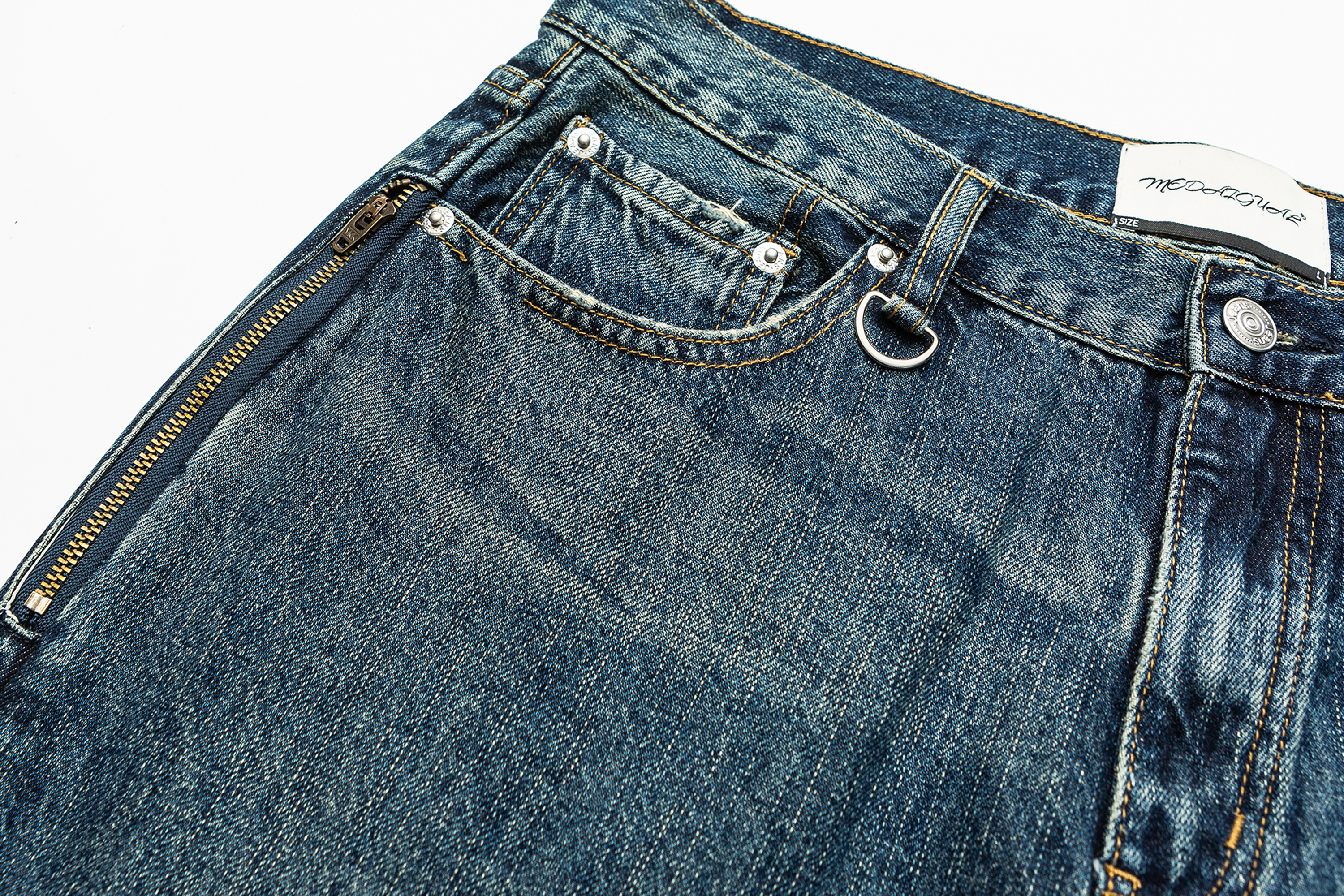 ME DA IGUAL Distressed Patch Washed Oversized Jeans