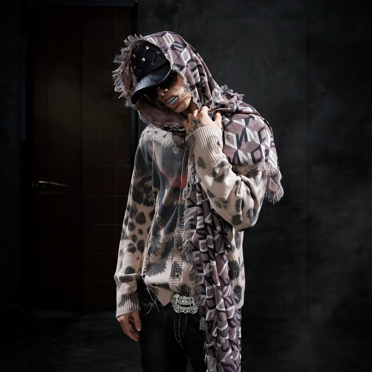 DND4DES Logo Graphic Frayed-Edge Longline Scarf