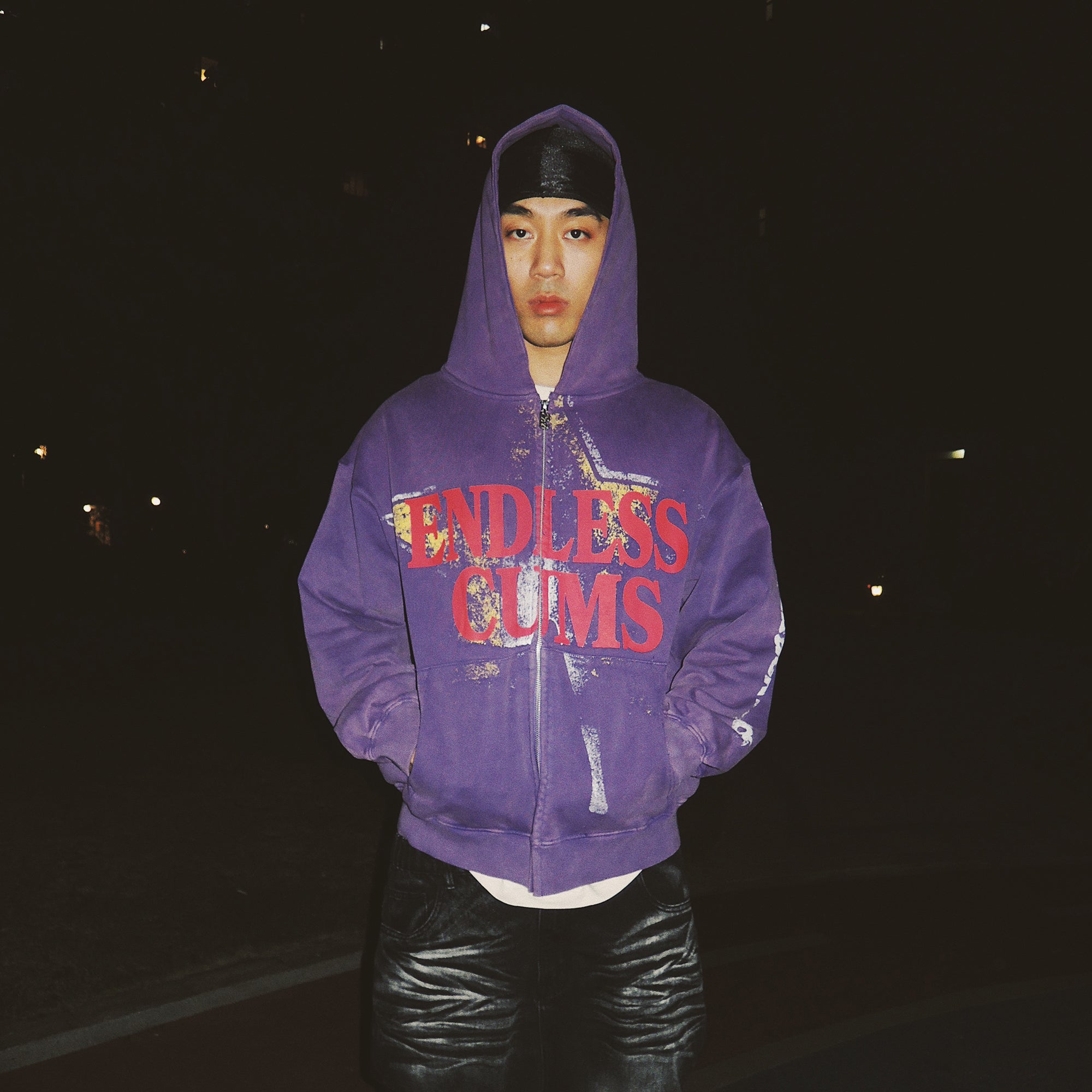 EVETS Star Graphic Zip-Up Hoodie