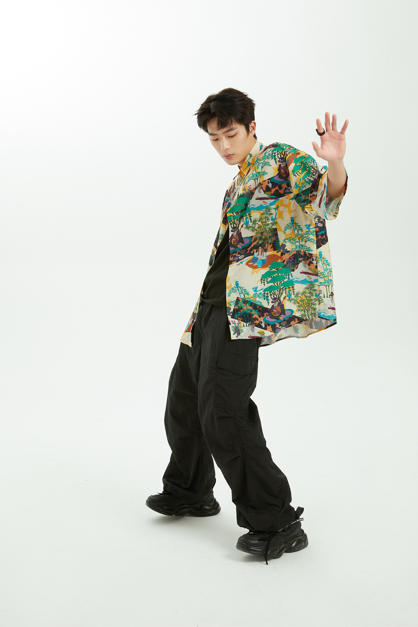 MASH UP ASIA Contrast Full-Print Half Shirt, premium urban and streetwear designers apparel on PROJECTISR.com, MASH UP ASIA