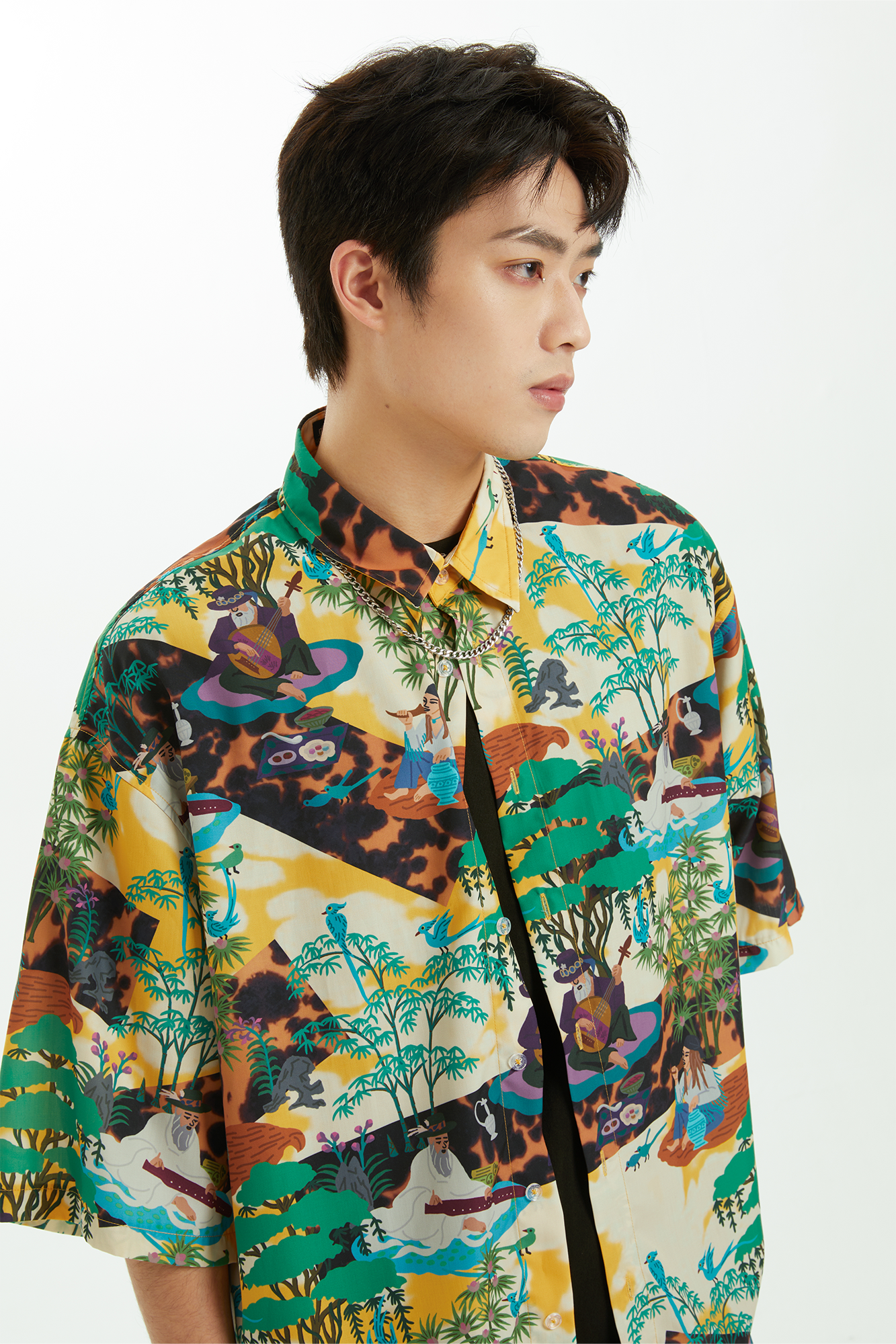 MASH UP ASIA Contrast Full-Print Half Shirt, premium urban and streetwear designers apparel on PROJECTISR.com, MASH UP ASIA