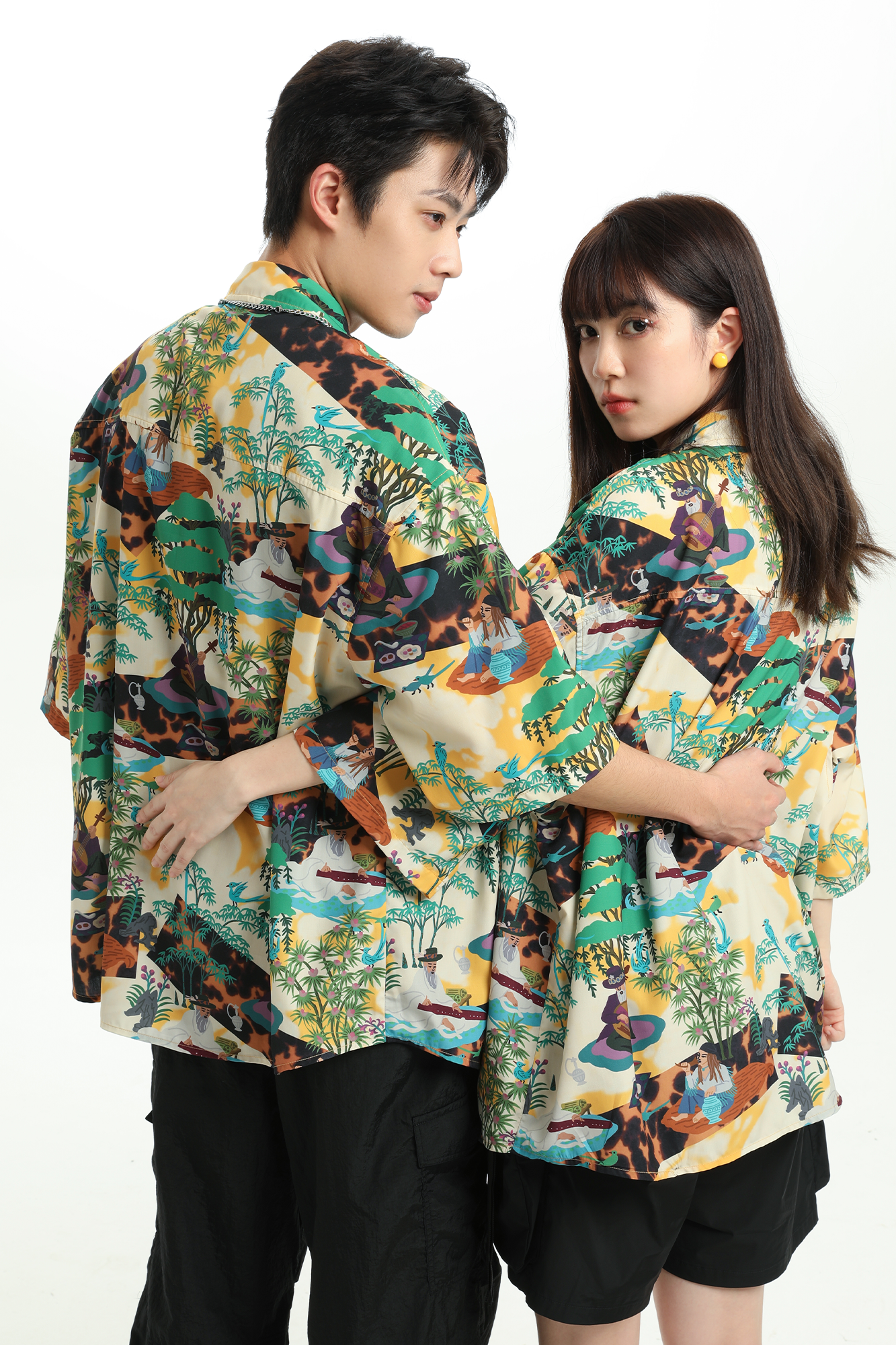 MASH UP ASIA Contrast Full-Print Half Shirt, premium urban and streetwear designers apparel on PROJECTISR.com, MASH UP ASIA