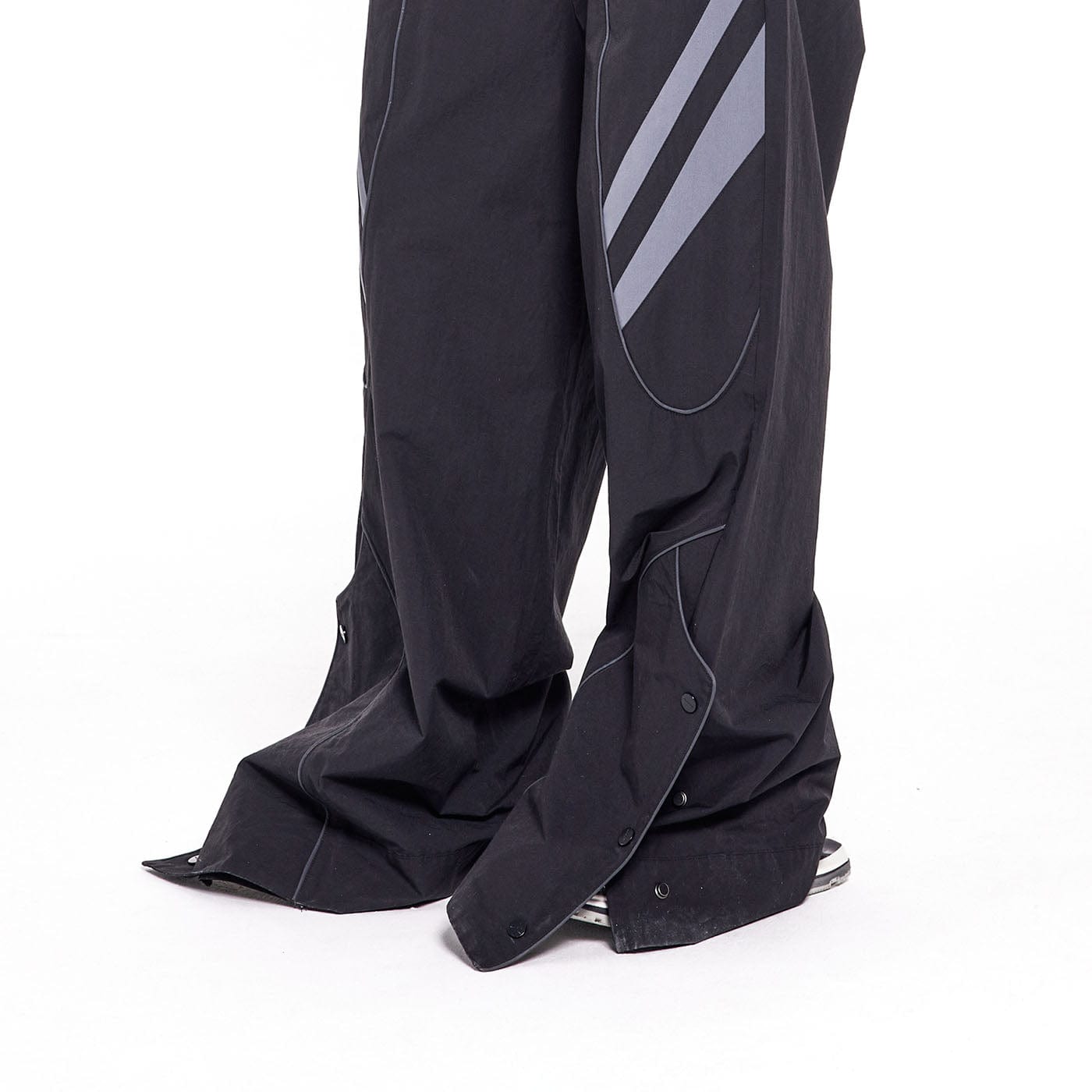 49PERCENT Modern Snow Pants, premium urban and streetwear designers apparel on PROJECTISR.com, 49PERCENT