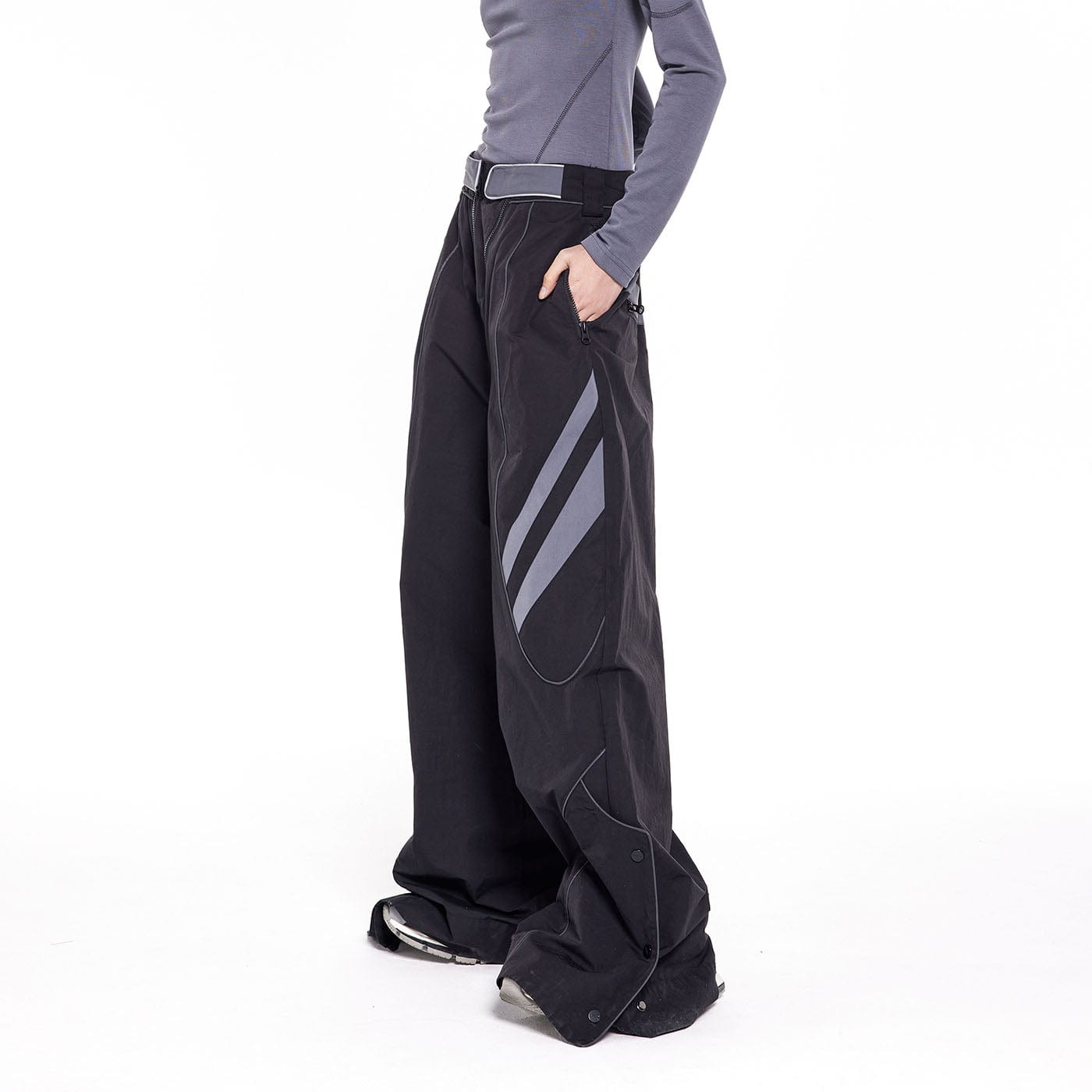 49PERCENT Modern Snow Pants, premium urban and streetwear designers apparel on PROJECTISR.com, 49PERCENT