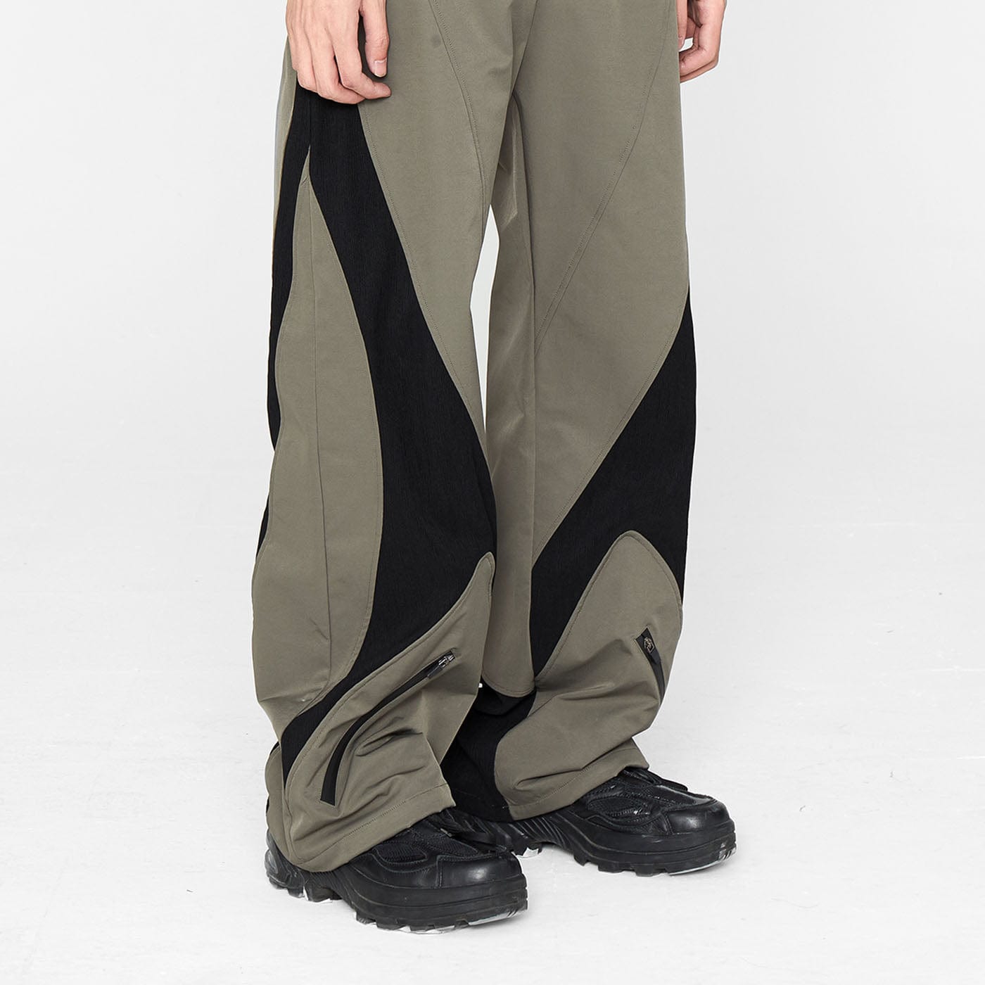 49PERCENT The X Spliced Zipper Pants, premium urban and streetwear designers apparel on PROJECTISR.com, 49PERCENT