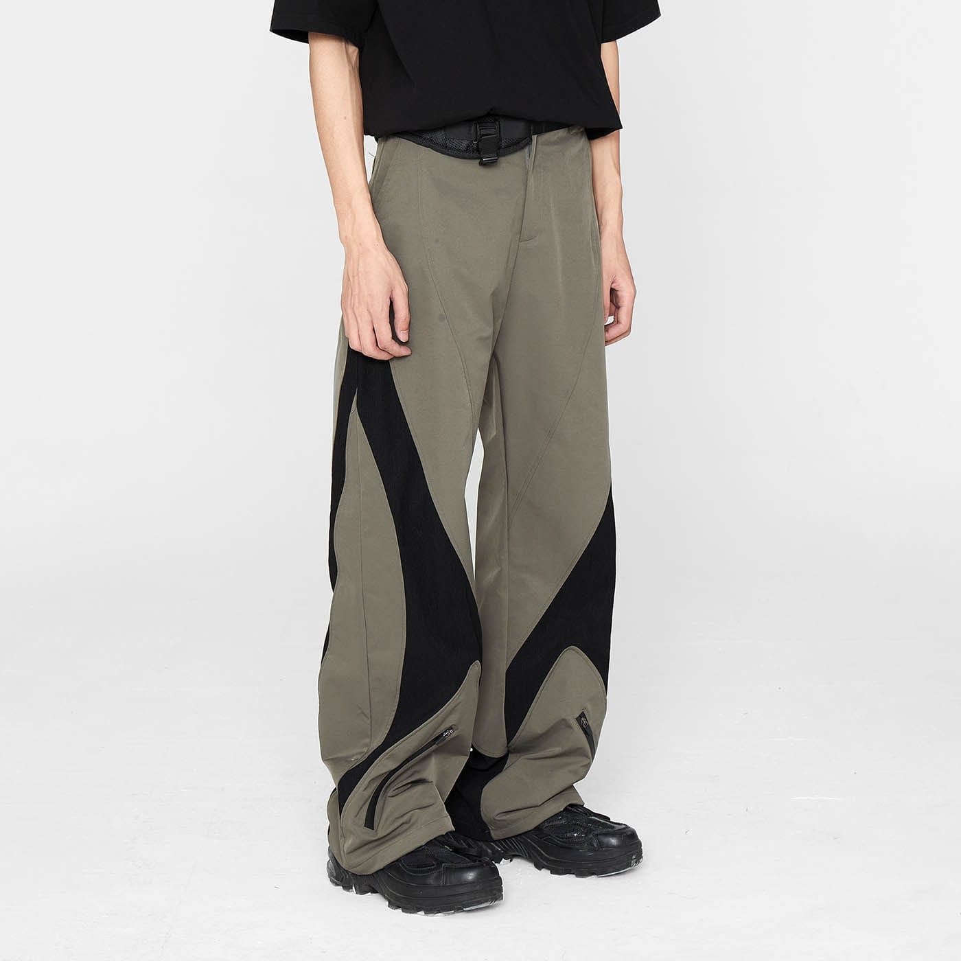 49PERCENT The X Spliced Zipper Pants, premium urban and streetwear designers apparel on PROJECTISR.com, 49PERCENT
