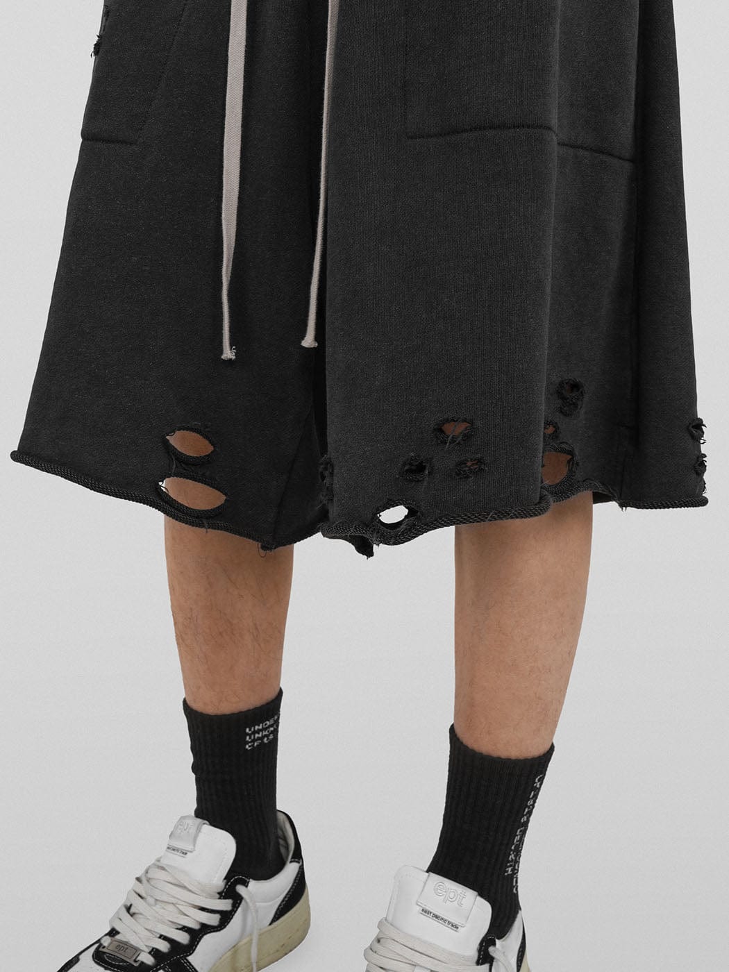 UNDERWATER Oversized Ripped Shorts Black, premium urban and streetwear designers apparel on PROJECTISR.com, UNDERWATER